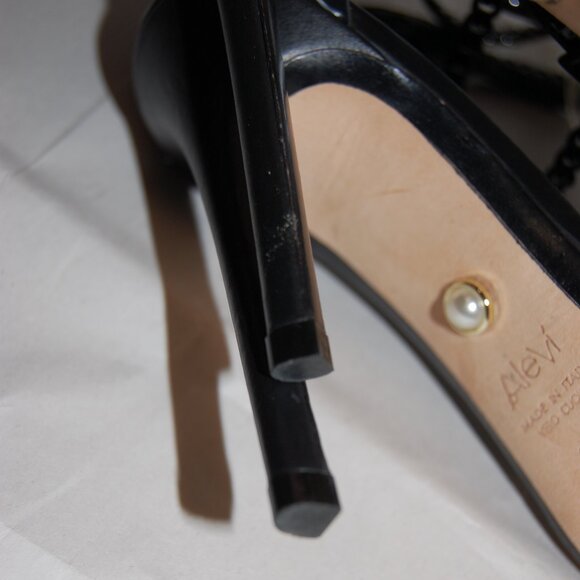 37/US7❤️ ITALY ALEVI MILANO Patent Leather Chain Pointed High Heels Sandals - Picture 9 of 10